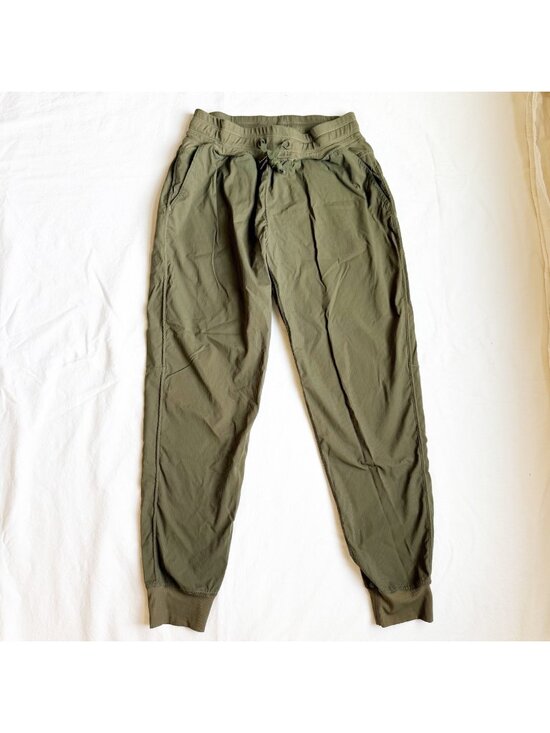 Zyia Active Pants - Zyia Active Olive Green Drawstring Joggers Womens Size 6-8 Nylon/Spandex Blend